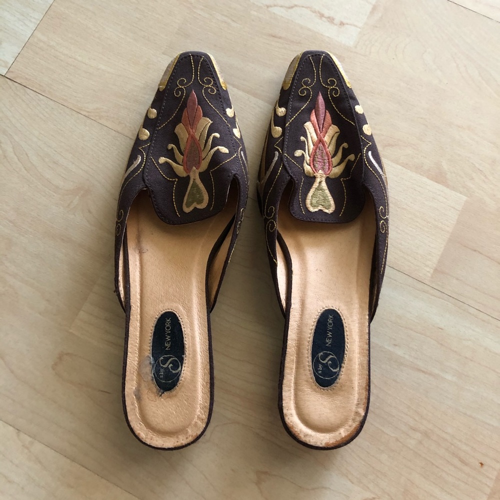 Brown flats 5lb box for $25